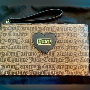Women’s Juicy wristlet purse NWOT